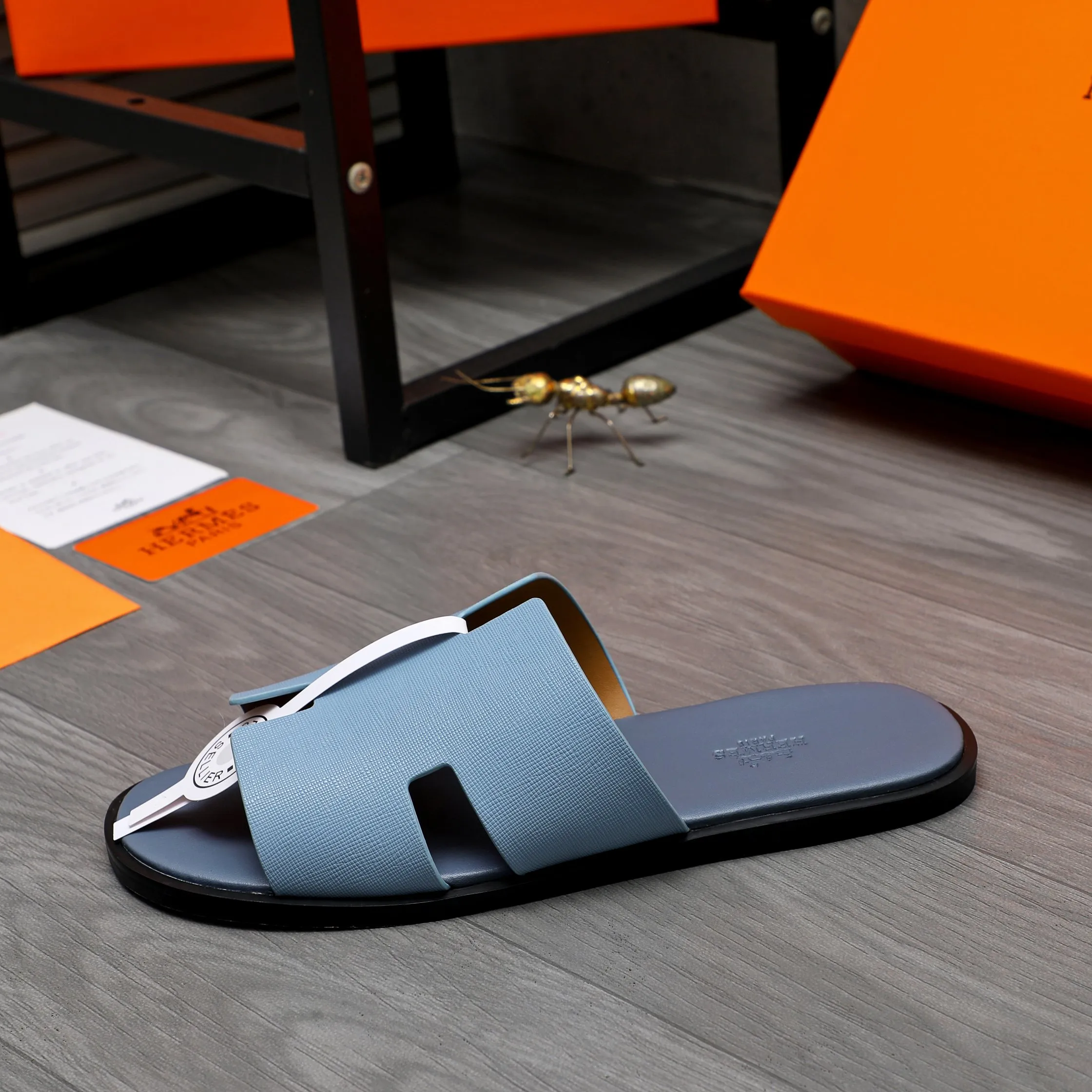 Men's shoes 💰280 Product trademark: Hermes "Hermes" slippers Regular size: 38-46 Product material: vertical grain cowhide upper, microfiber lining, original outsole